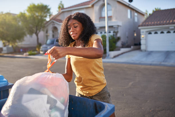 Best Professional Junk Removal  in Jamestown, KY